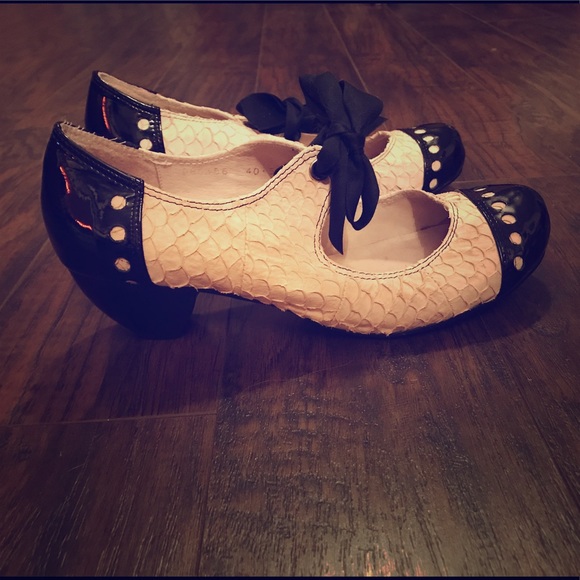 Mary Jane Shoes - Mary Jane shoes Retro